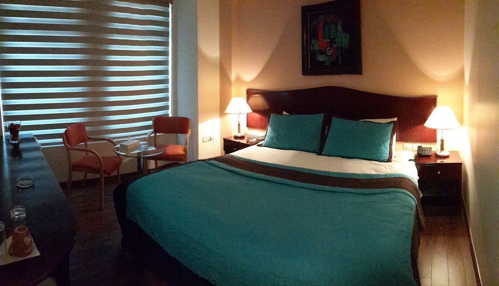 Rozana Hotel Suite Amman Exterior foto
